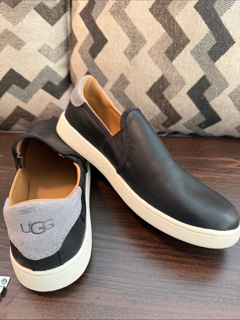 UGG Women’s Black Slip-On Leather Sneakers with Gray Heel